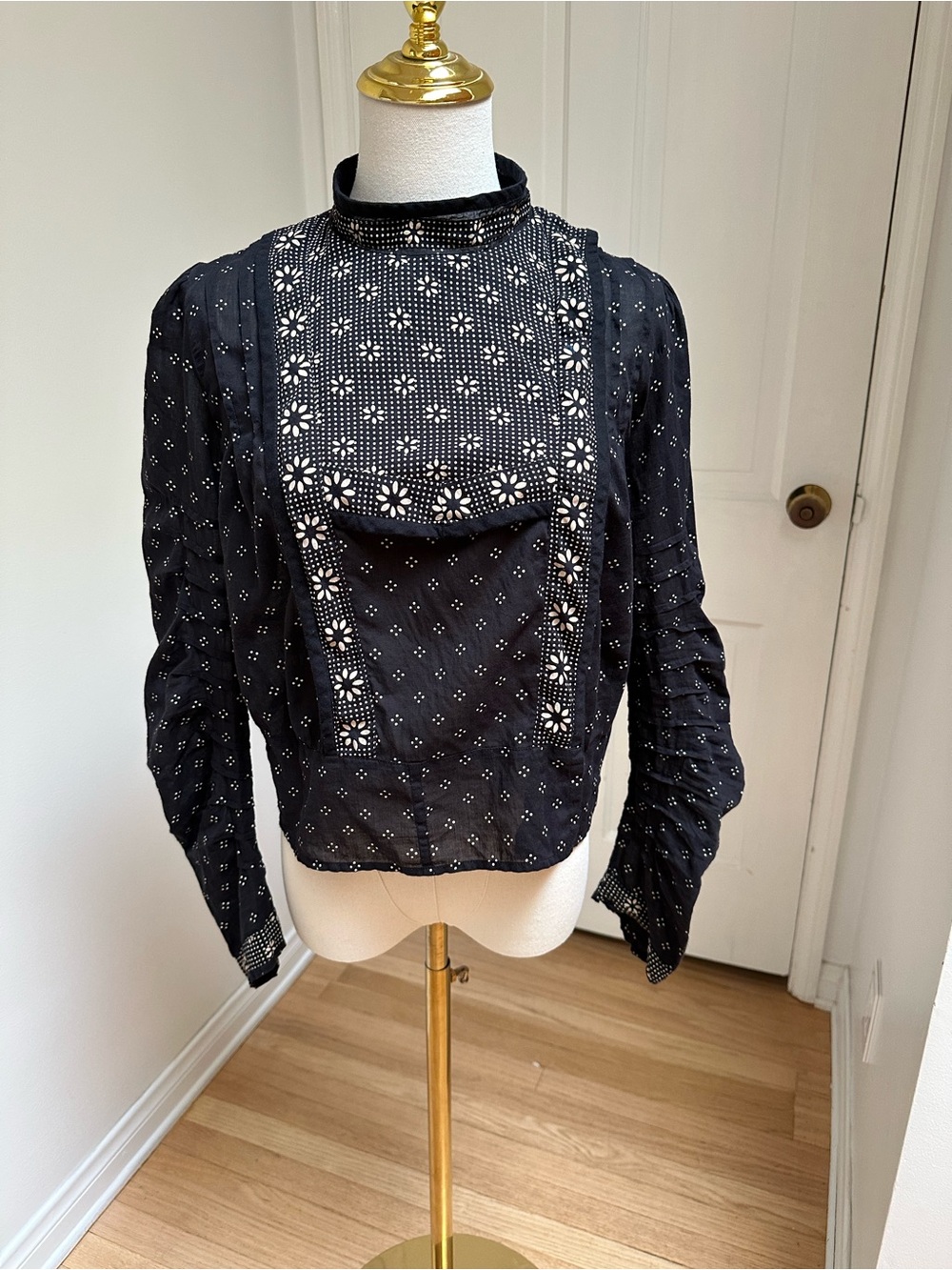 Doen Black Blouse with White Eyelet Embroidery